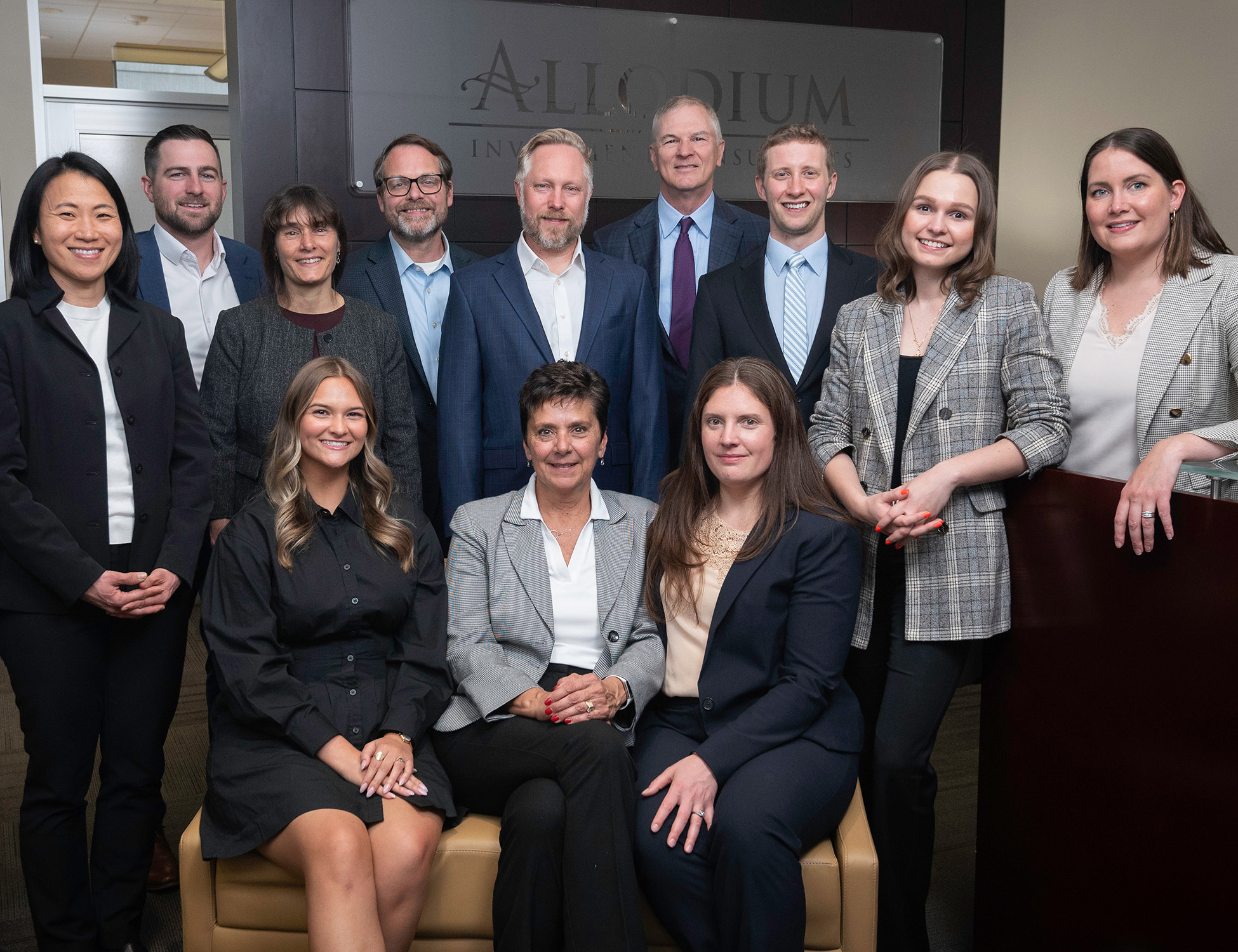 Group photo of the Allodium Investment Consultants team